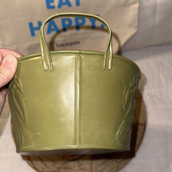 Metal Tin Bowl with Handles Green Fruit Harvest Dented Design - Picture 6 of 7